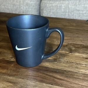 Rare Find~Vintage 1990’s Nike black color Nike swoosh coffee/tea mug/cup (1)